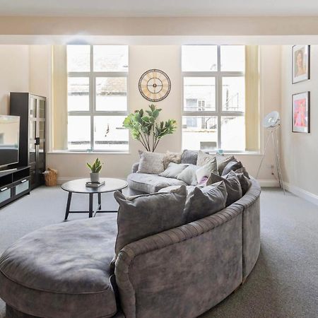 Beautiful 2 Bed Apartment Just Steps To The Beach 韦茅斯 外观 照片