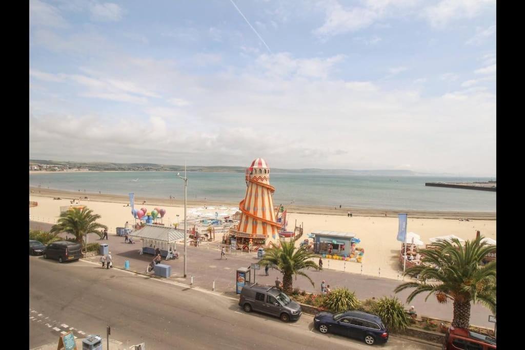 Beautiful 2 Bed Apartment Just Steps To The Beach 韦茅斯 外观 照片