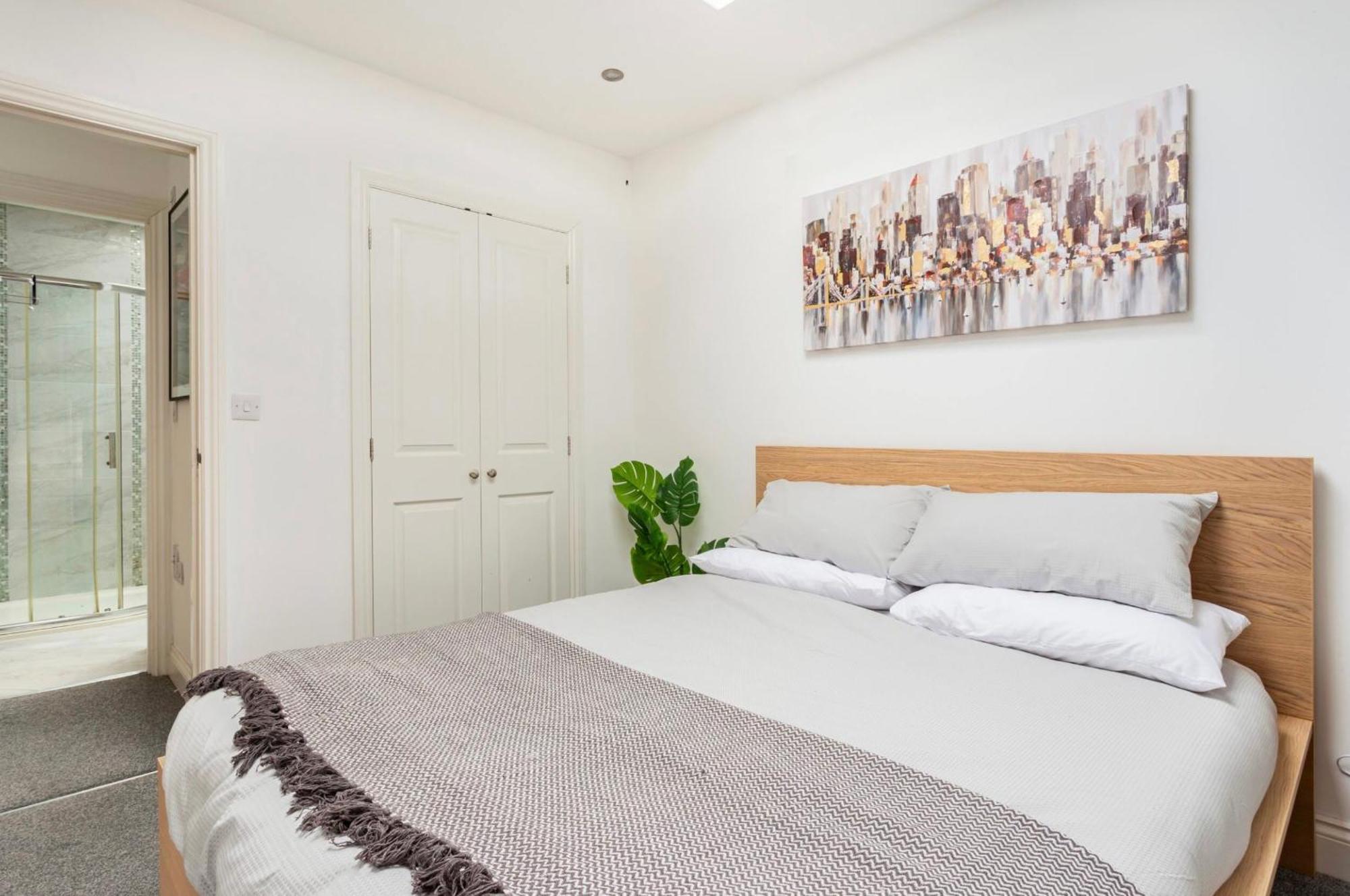 Beautiful 2 Bed Apartment Just Steps To The Beach 韦茅斯 外观 照片